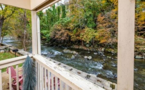 Simones Cottage Gatlinburg